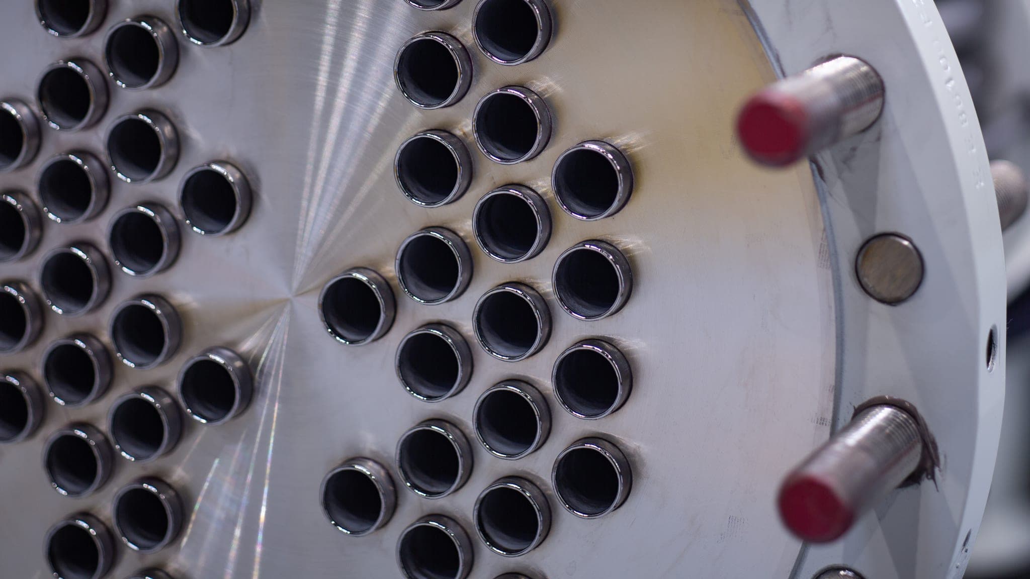 Testrella AG — précision en tantale, ancrée en Suisse.